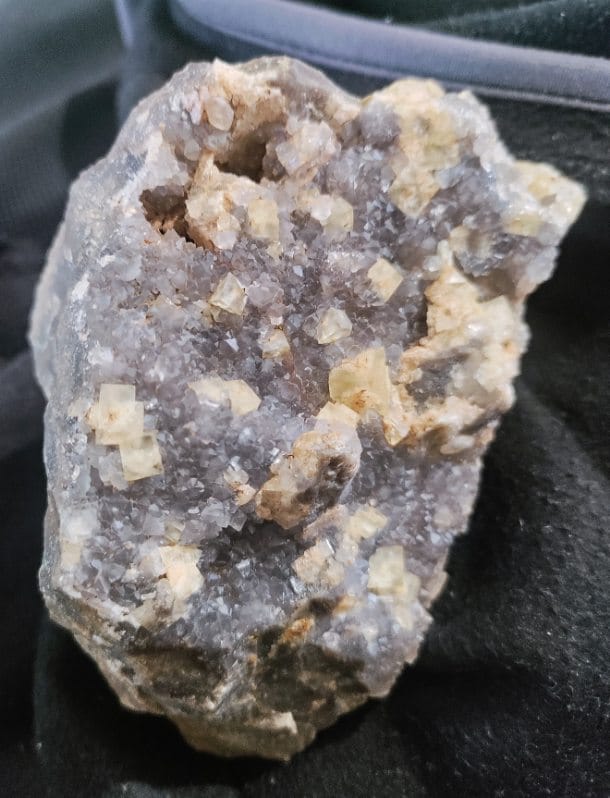 Fluorine sur quartz